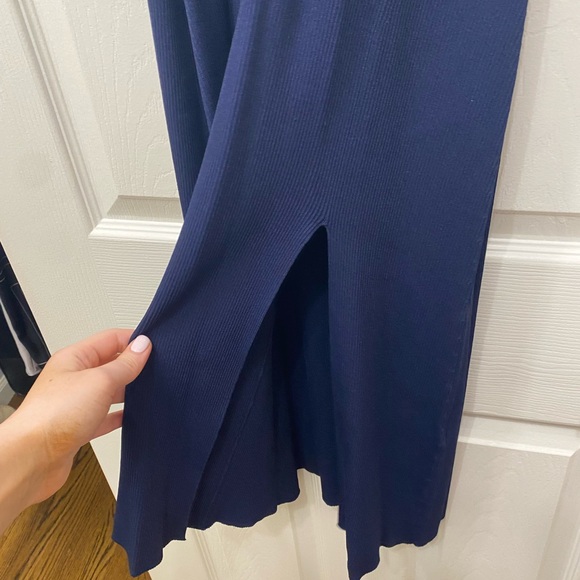 & Other Stories Navy Long-Sleeve Ribbed Midi Dress - Picture 2 of 3